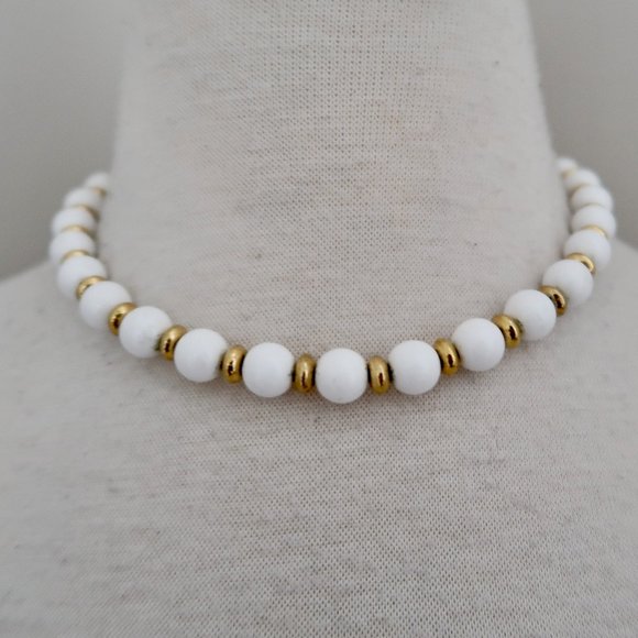 Vtg Trifari White Gold Bead Necklace 